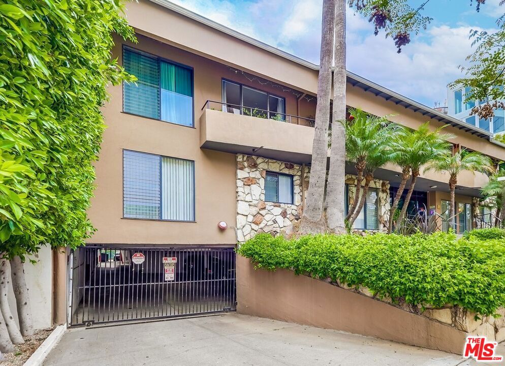 main property photo 58
