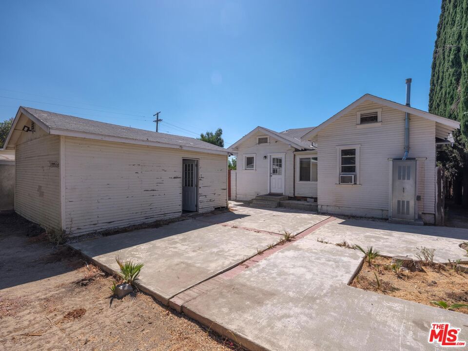 main property photo 29