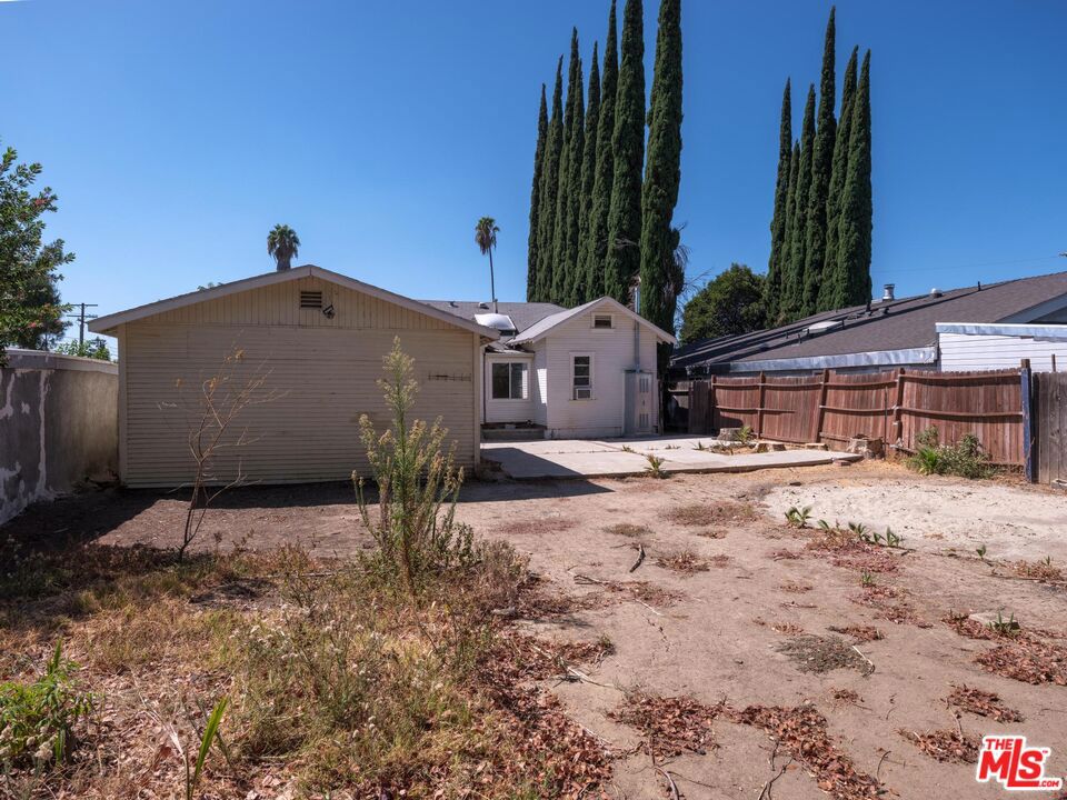 main property photo 30