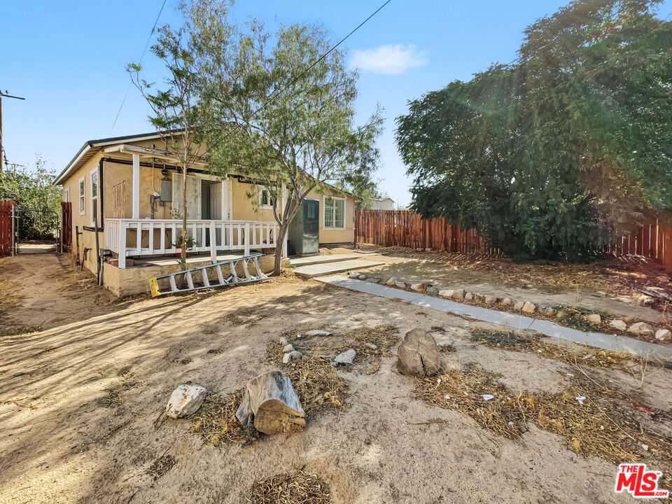 main property photo 18