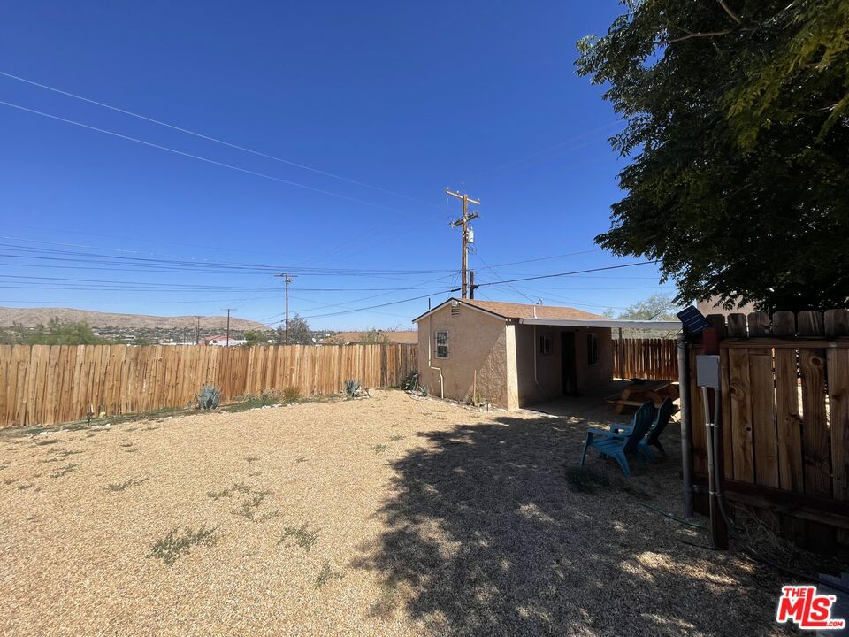 main property photo 19