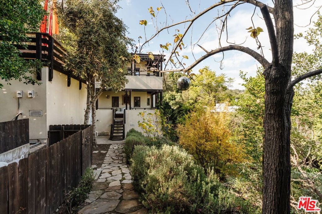 main property photo 68