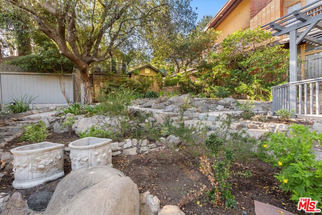 main property photo 60