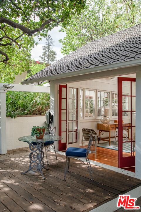 main property photo 28