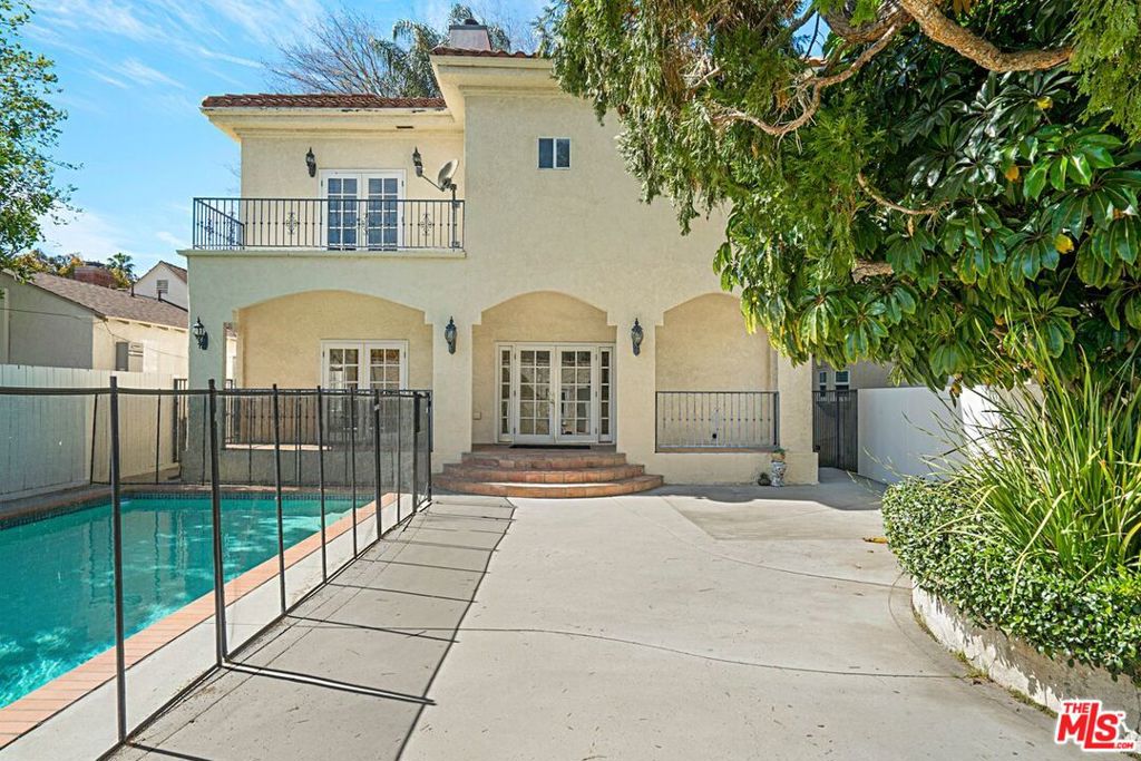 main property photo 37