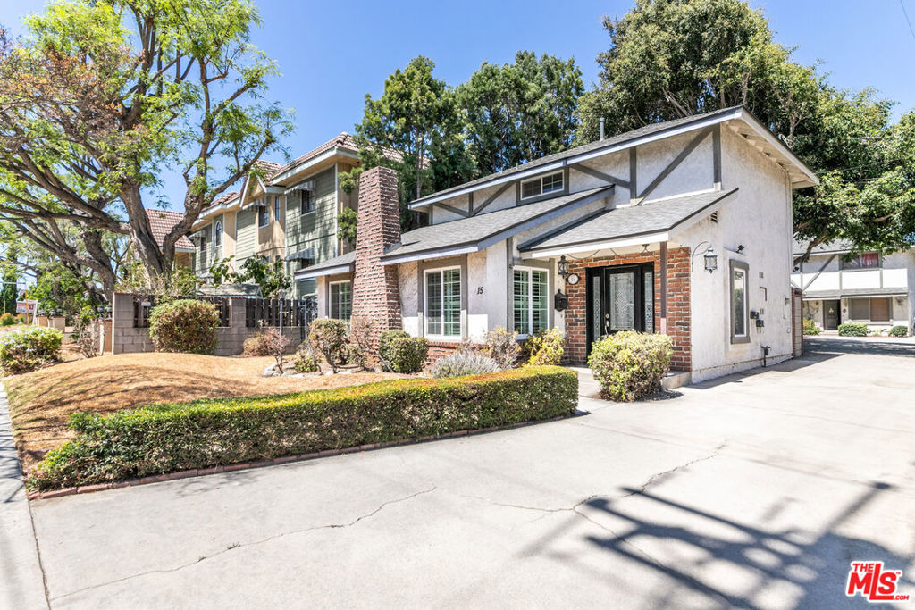 main property photo 1