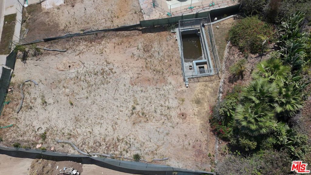 main property photo 10