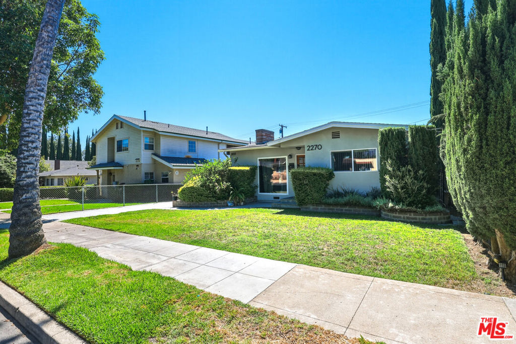 main property photo 10