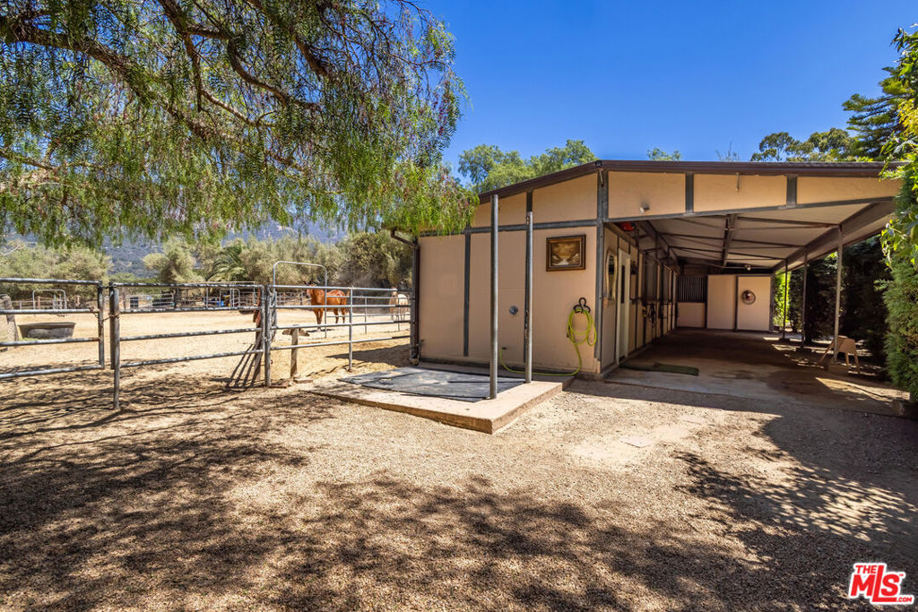 main property photo 24