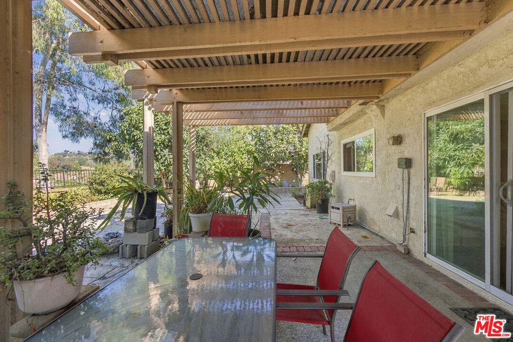 main property photo 59