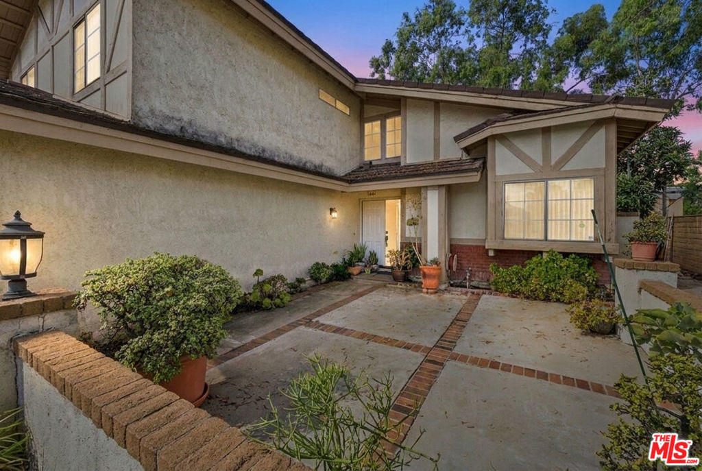 main property photo 6