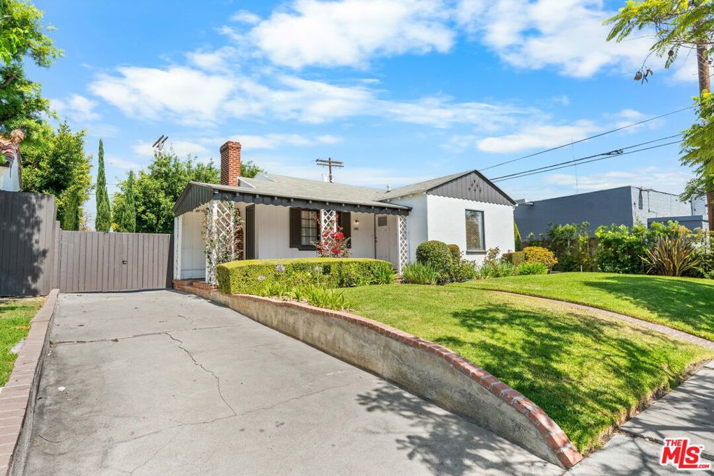 main property photo 37