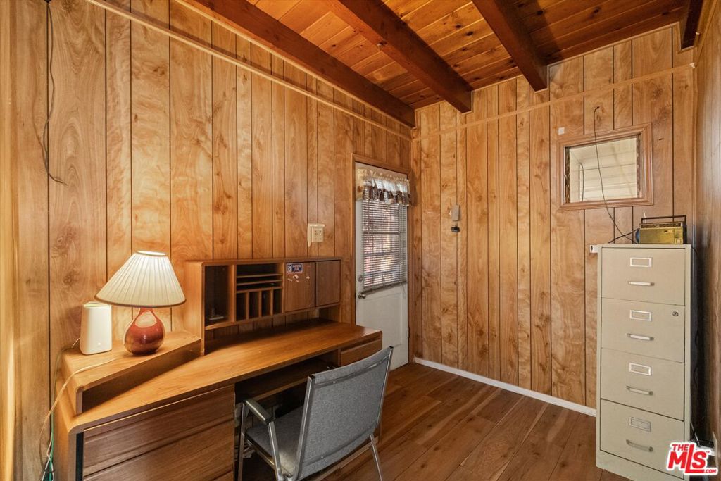 main property photo 34