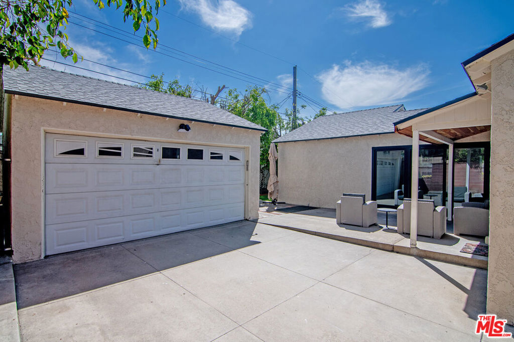 main property photo 50