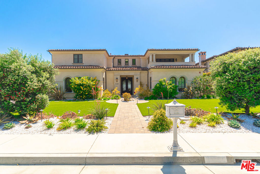 main property photo 2