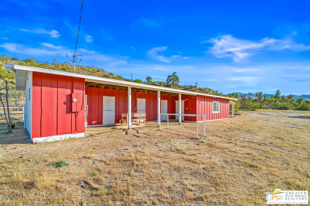 main property photo 32
