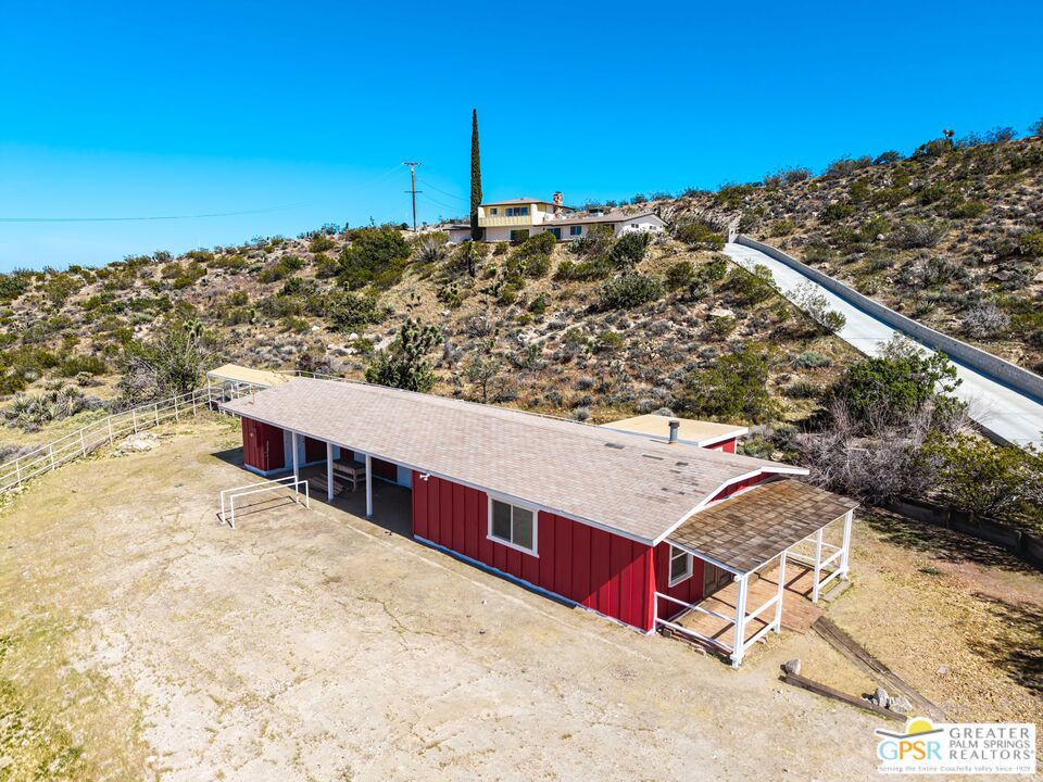 main property photo 40