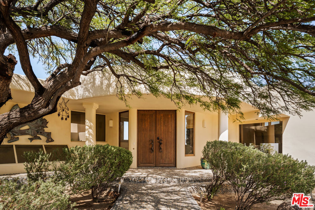 main property photo 3