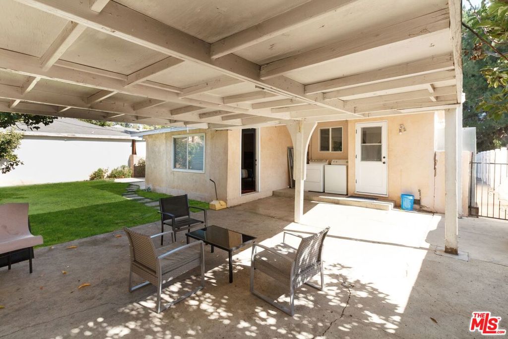 main property photo 37