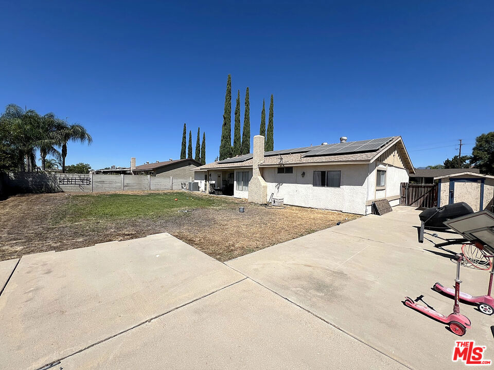 main property photo 3