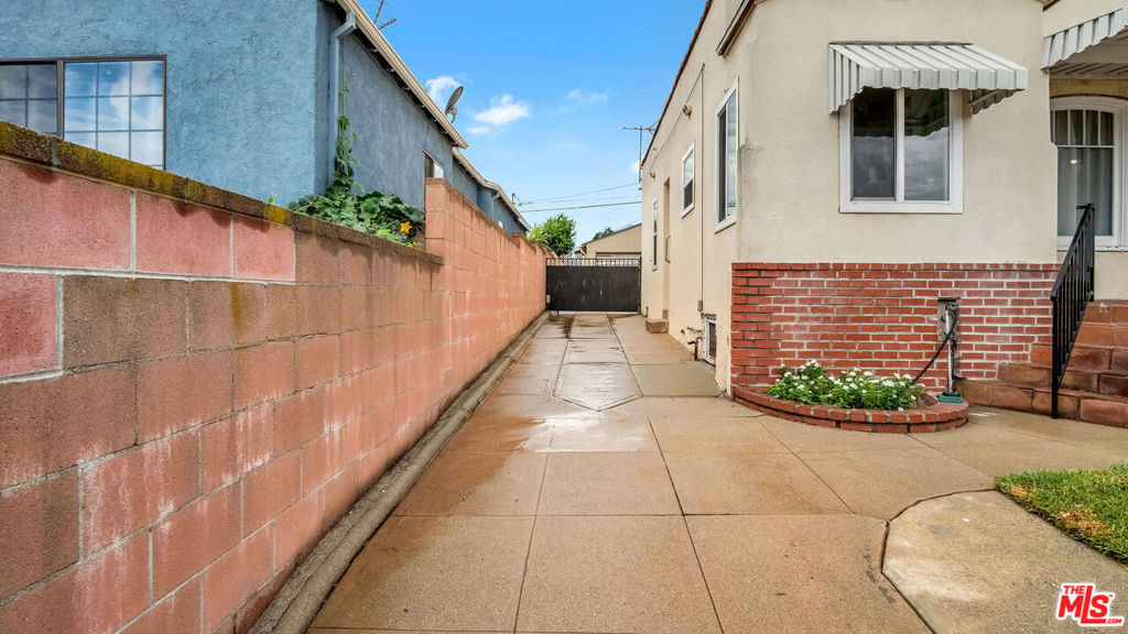 main property photo 21