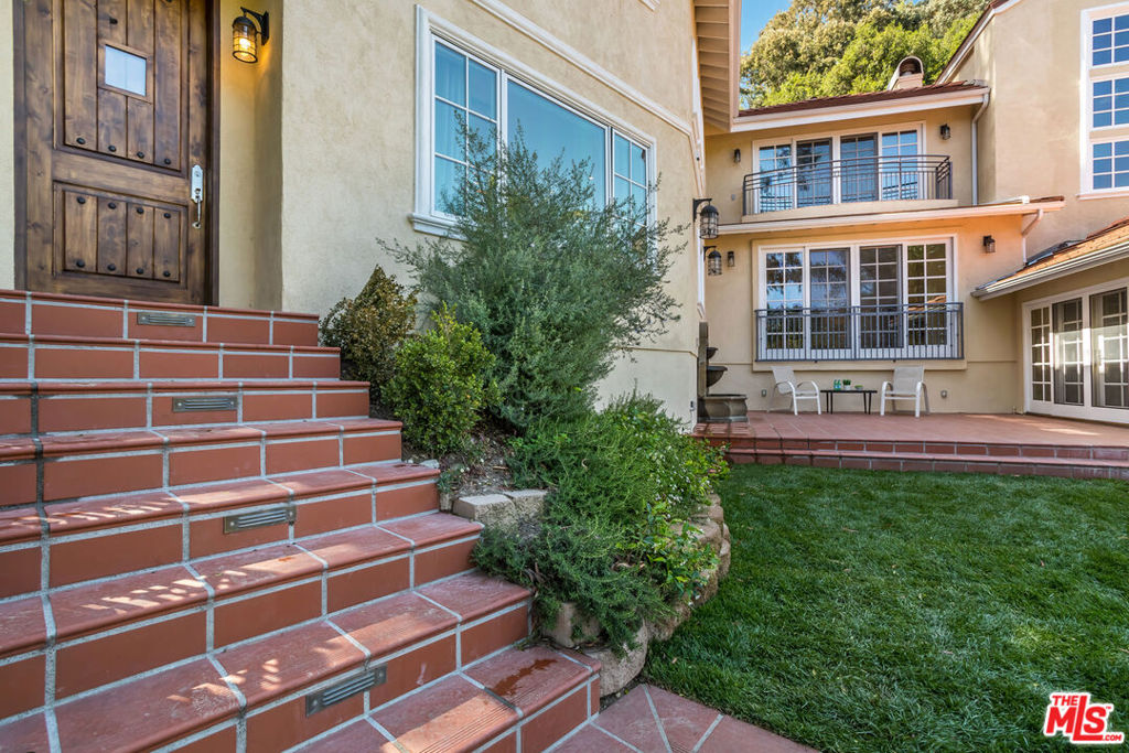 main property photo 66
