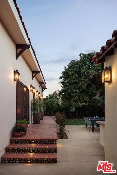 main property photo 69
