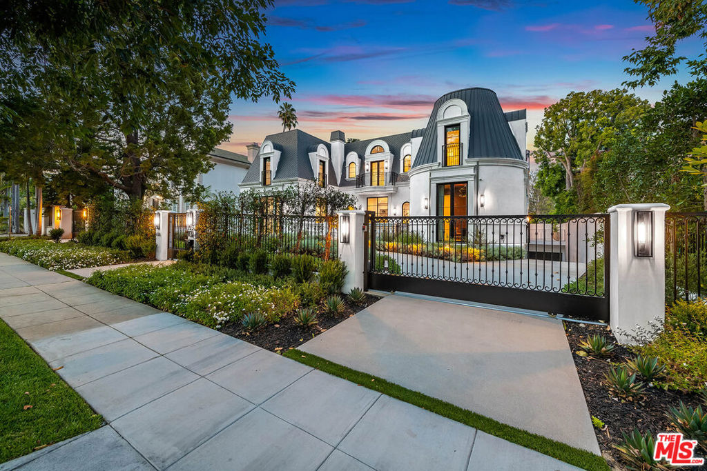 main property photo 43