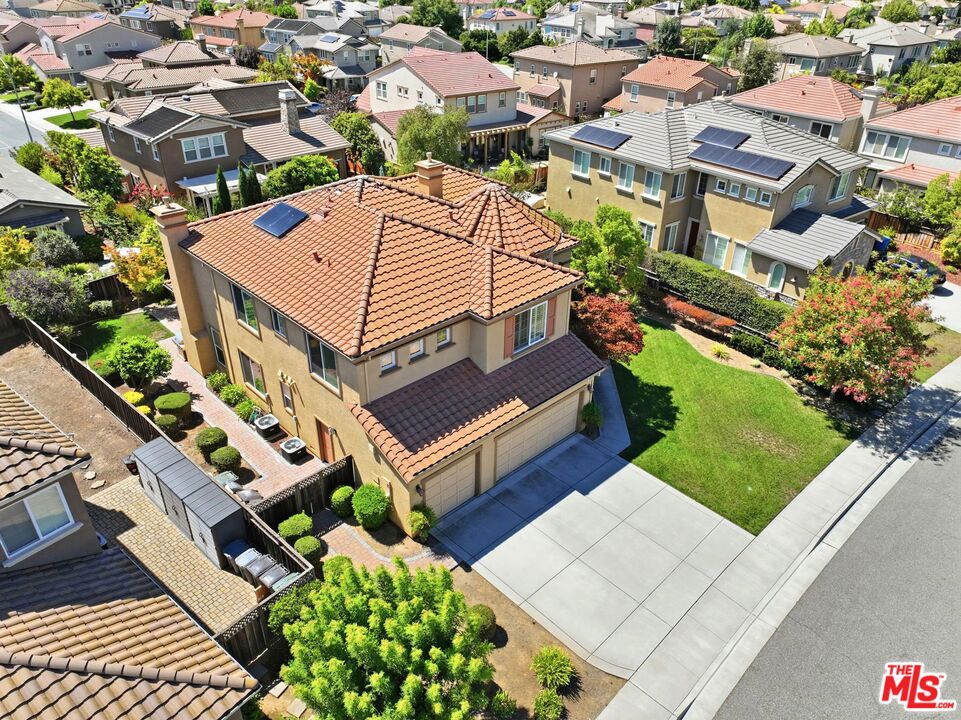 main property photo 59