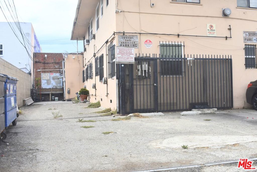 main property photo 14