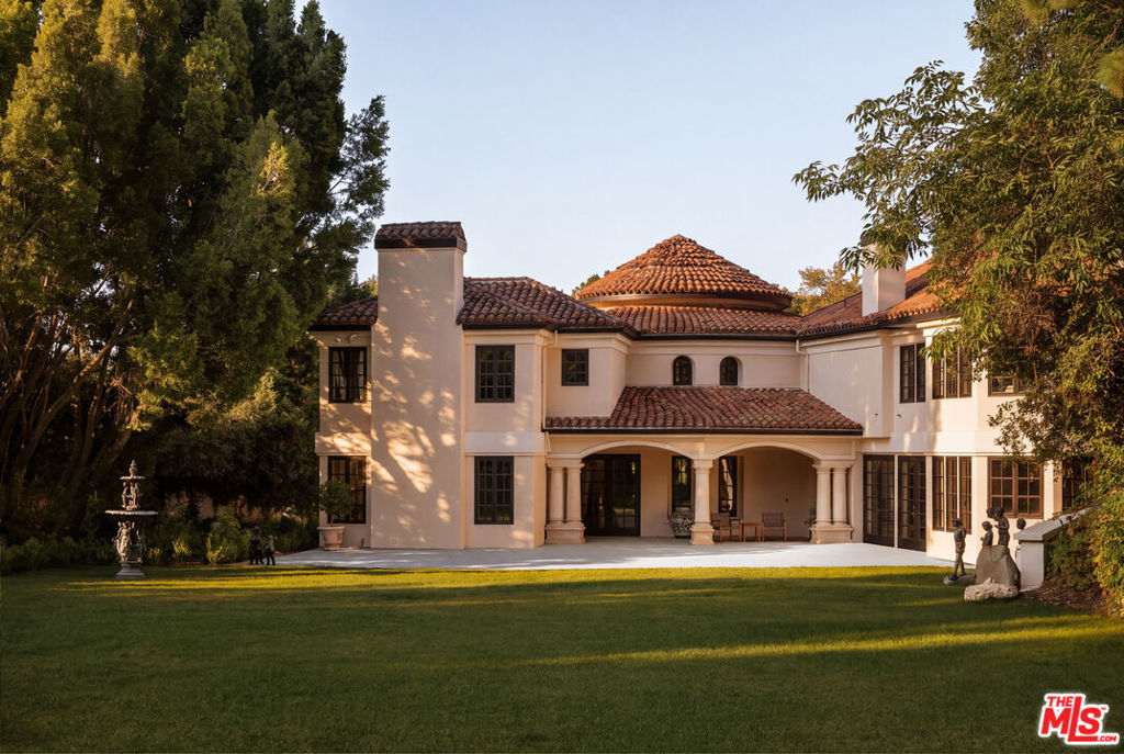 main property photo 22