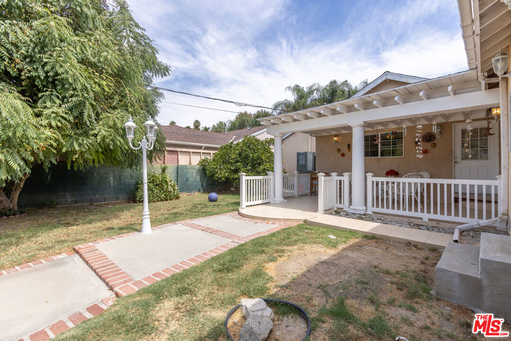 main property photo 24