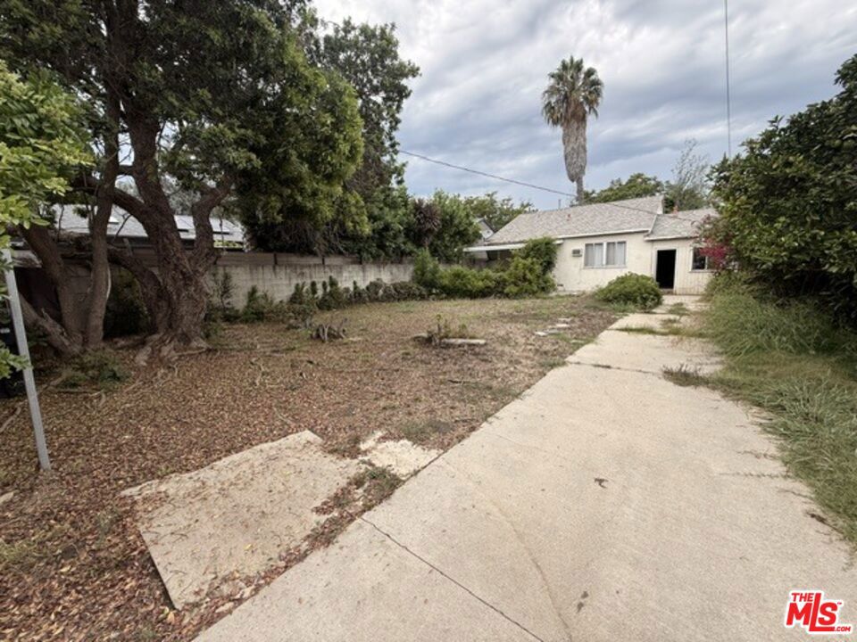 main property photo 15