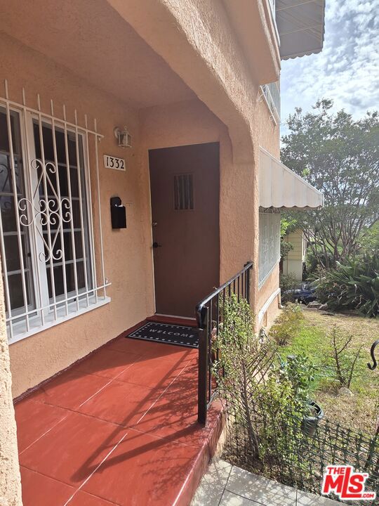 main property photo 7