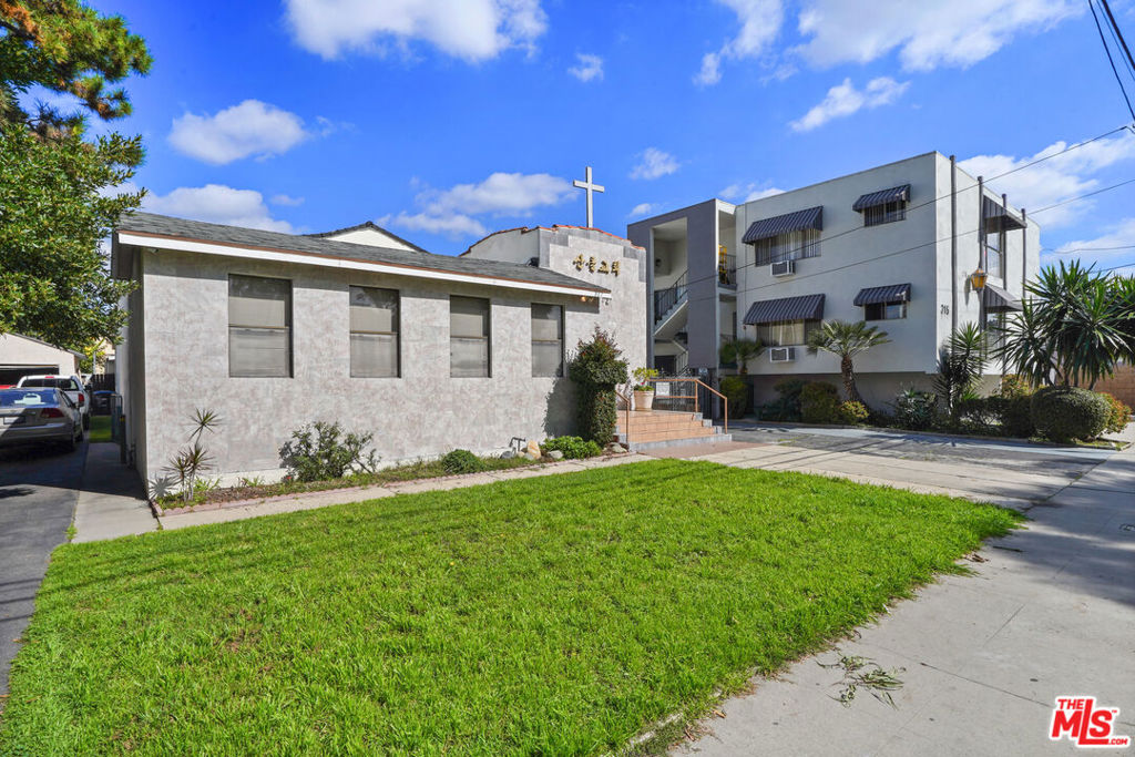 main property photo 1