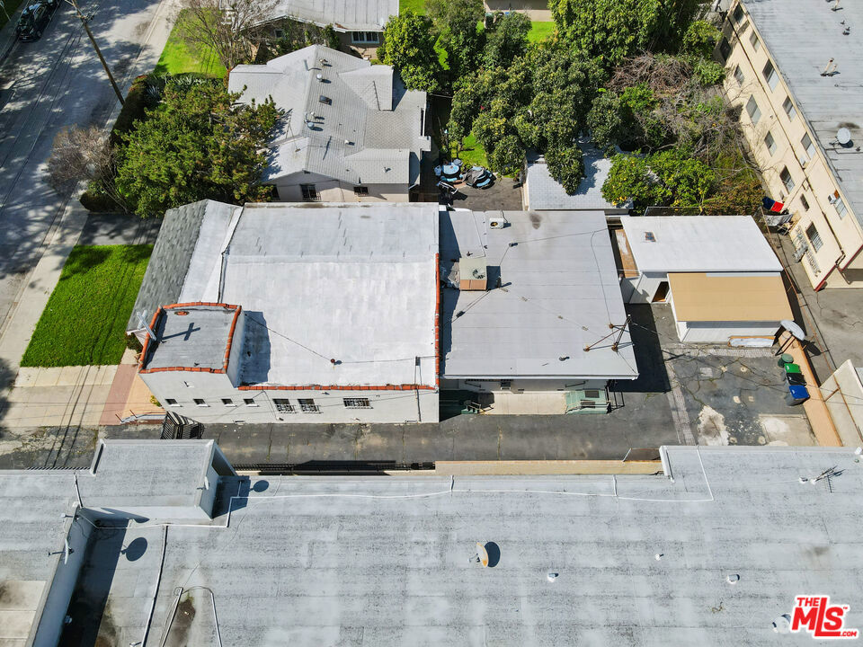 main property photo 44