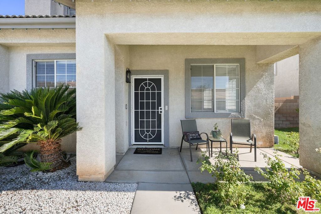 main property photo 4