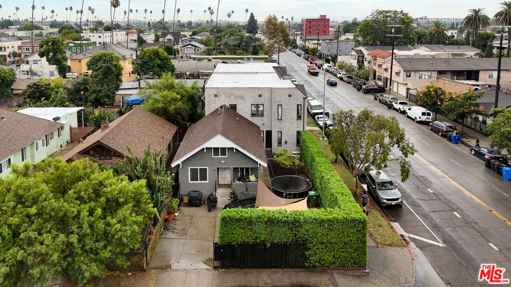 main property photo 17