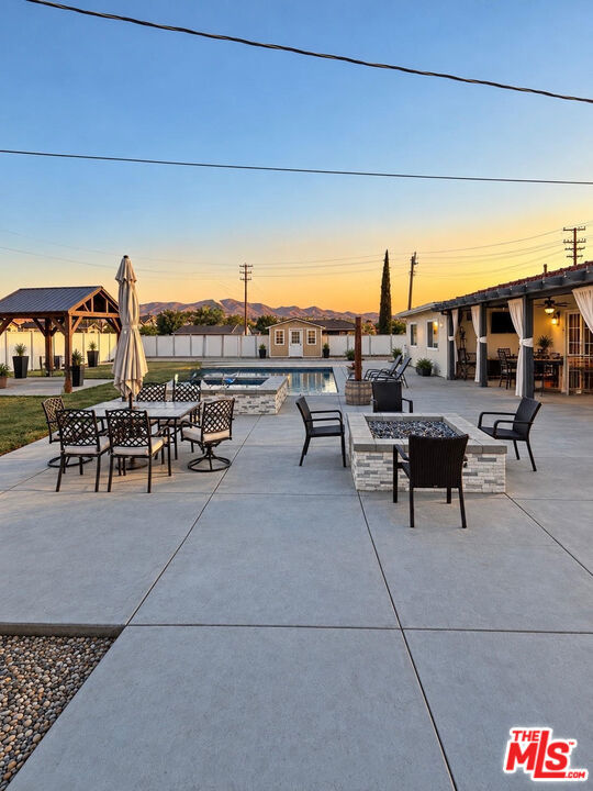 main property photo 13