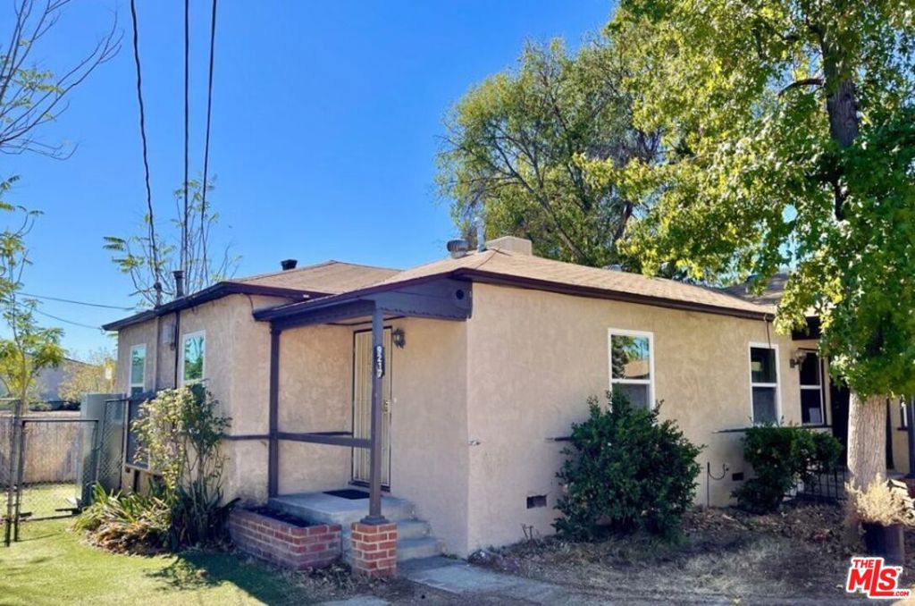 main property photo 16