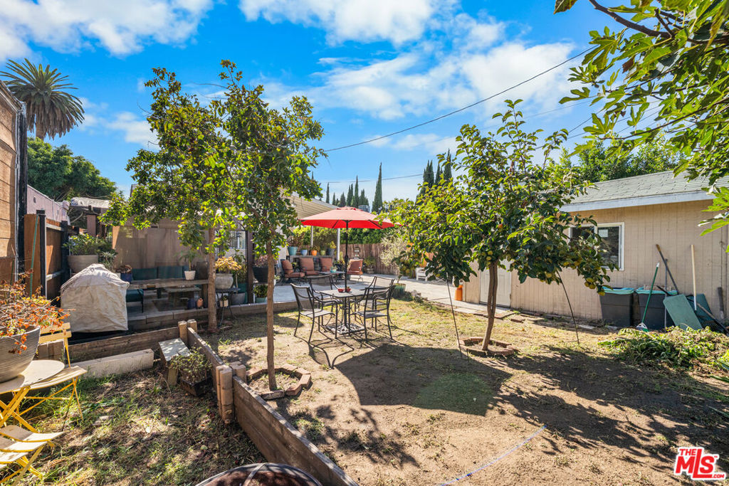 main property photo 35