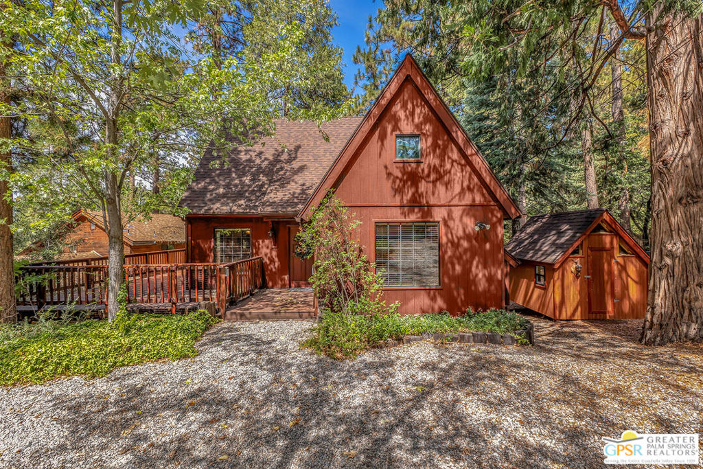 main property photo 30