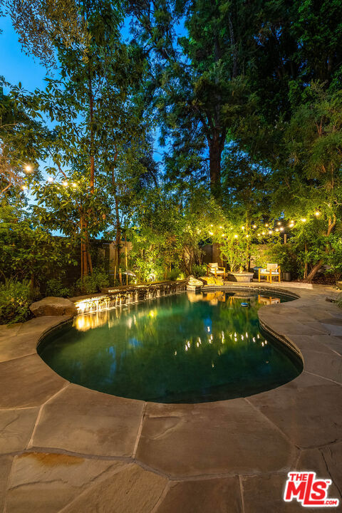 main property photo 51