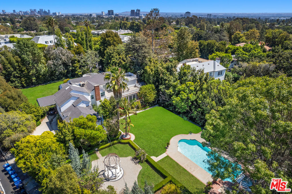 main property photo 46
