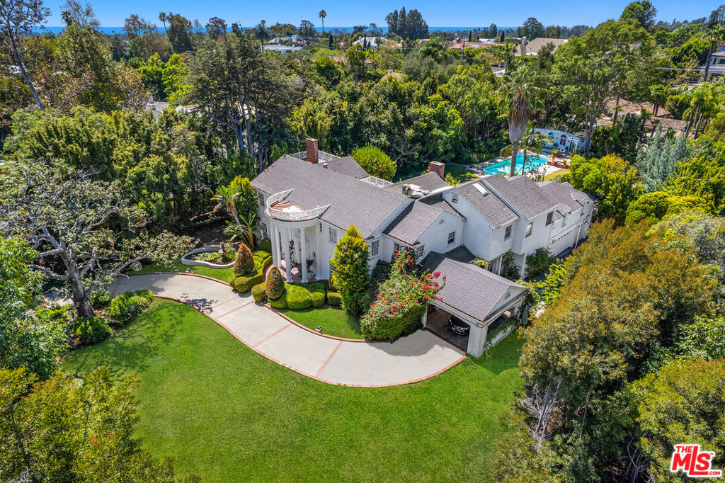 main property photo 49