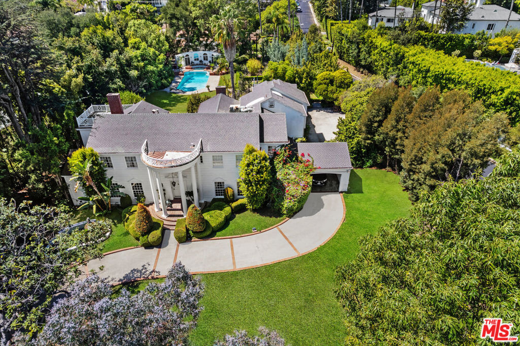 main property photo 50