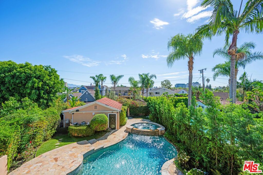 main property photo 26