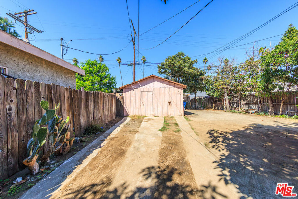 main property photo 18
