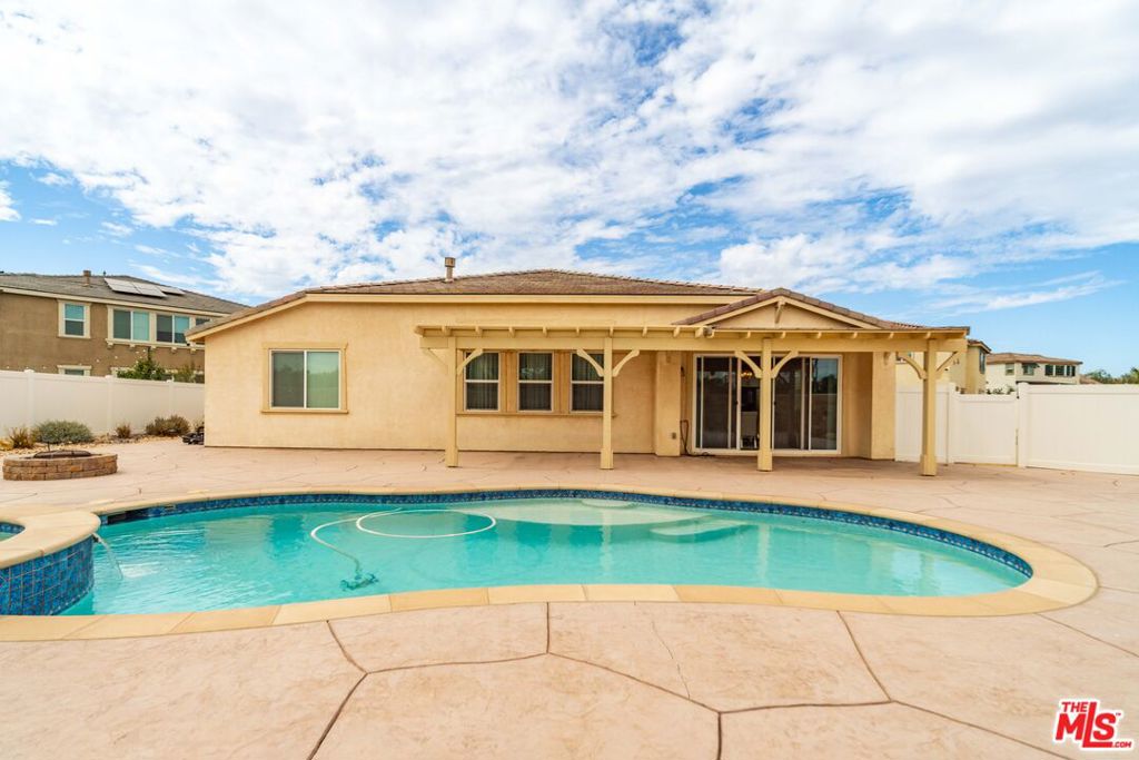 main property photo 43