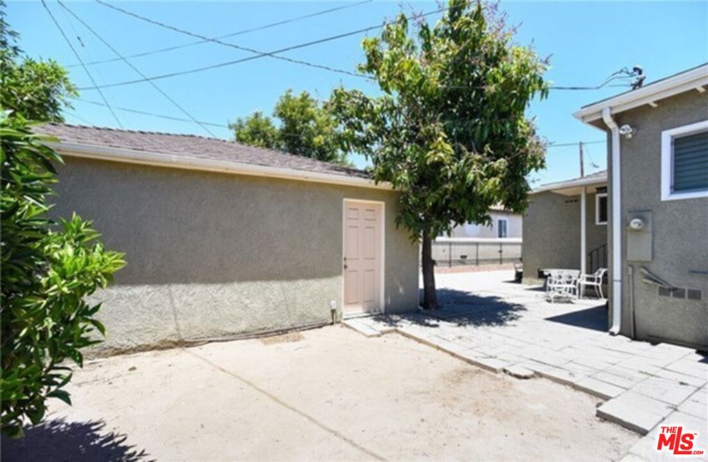 main property photo 37